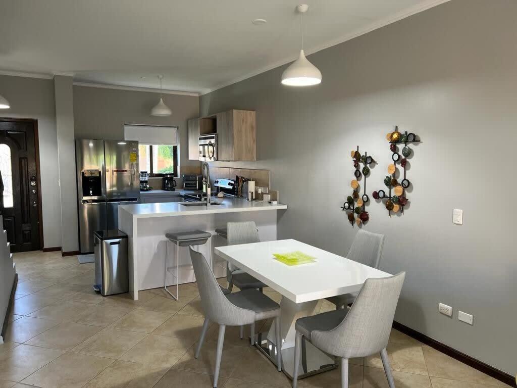 Special House In Gold Coast With Private Jacuzzi Villa Palm Beach Luaran gambar